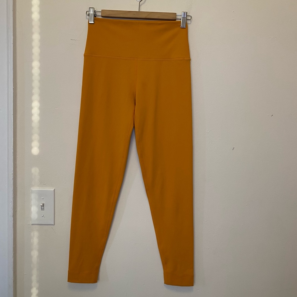 SET ACTIVE Luxform High-Rise 7/8 Length Leggings in Court Orange Sz Small
